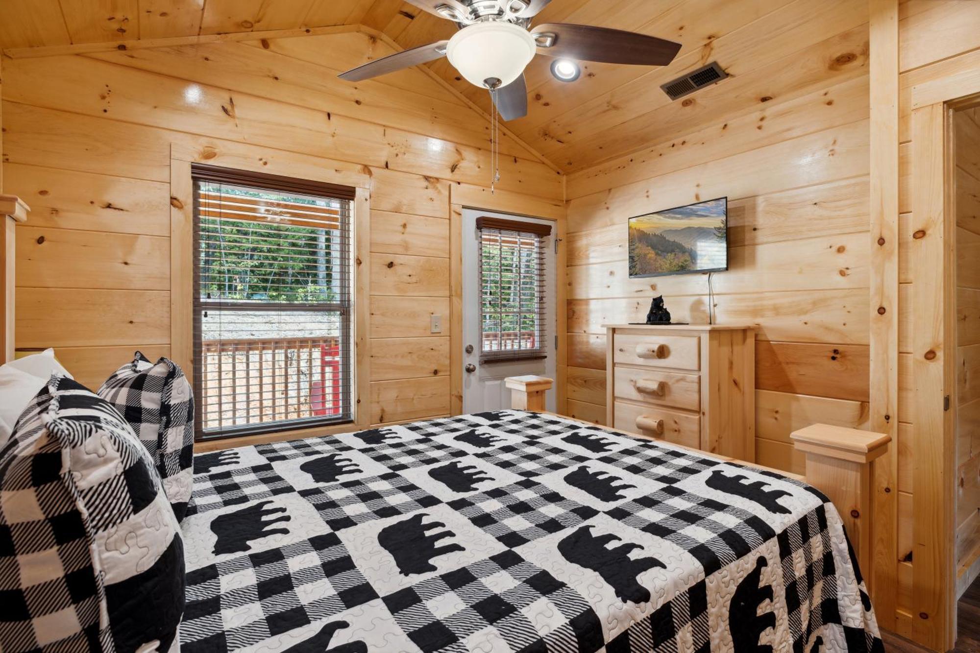 The 3 Bears Is A Newly Built 3 Bedroom Cabin Only 3 Minutes From The Parkway! Pigeon Forge Luaran gambar
